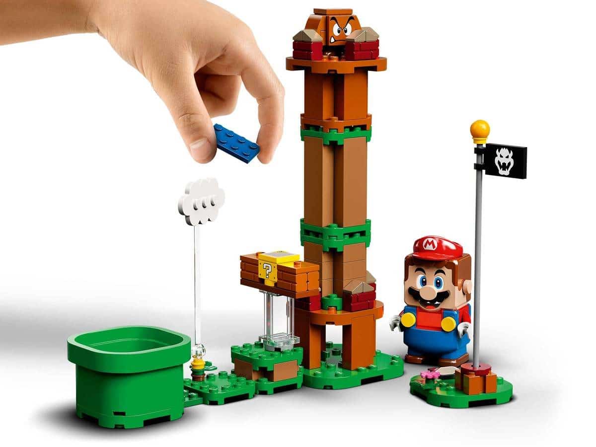 LEGO 71360 Adventures with Mario Starter Course - מריו ליד דגל
