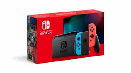 Nintendo Switch עם ג'וי-קון כחול ואדום