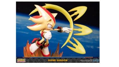 Super Shadow Standrad Edition Sculpture