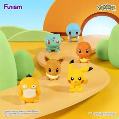 ⁦פסלון פוקימון קטן אקראי בתוך Poké Ball⁩ – תמונה ⁦2⁩