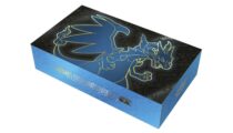 מארז קלפי פוקימון - Mega Charizard X ex Ultra-Premium Collection
